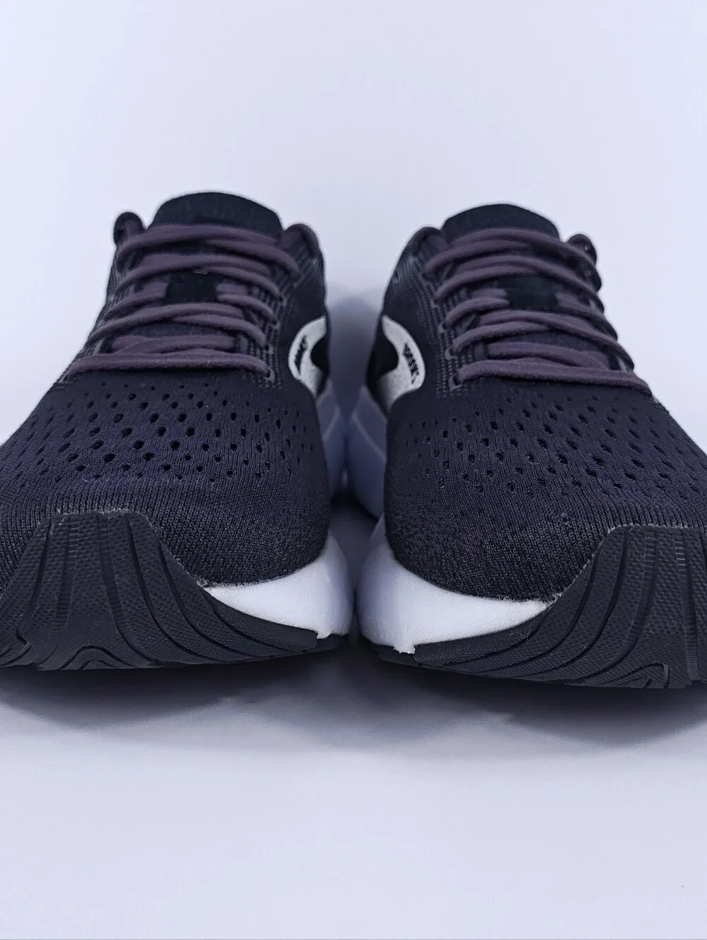 Brooks Ghost 16 Womens 11 Neutral Cushion Road Running Shoes Black DNA Loft